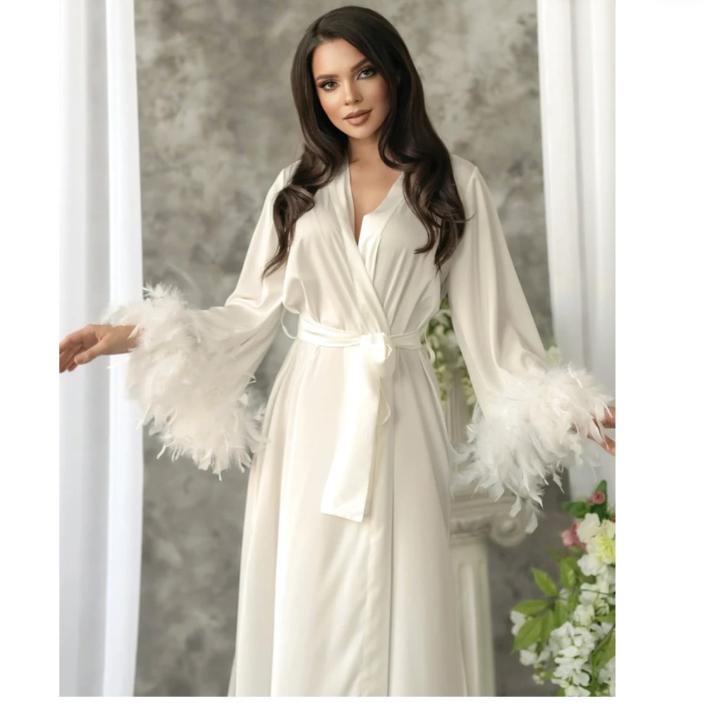 Bridal robe / Feather robe / White bridal robe / Bridal robe for bride / Boho